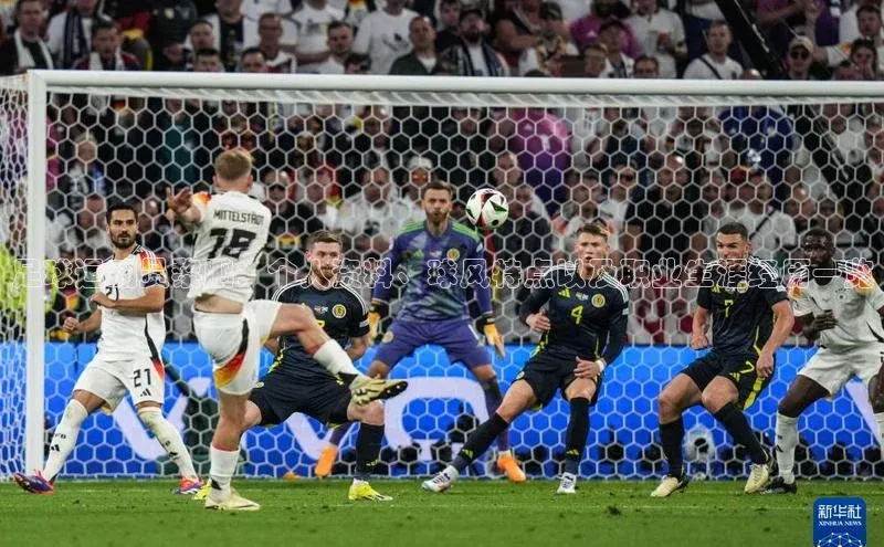 欧陆娱乐平台登录元隆雅图足球运动员黎鹏：个人资料、球风特点以及职业生涯经历一览